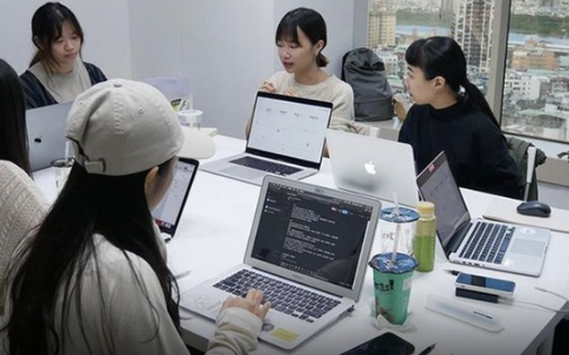 5 “luật ngầm” trong giao tiếp, ai đi làm cũng cần biết: Đừng tự biến mình thành kẻ vô duyên