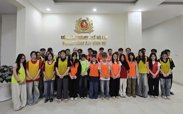 Khám xét nhiều địa điểm trong chuyên án 'khủng', bắt Giám đốc Phạm Ngọc Mạnh và 17 quản lý, nhân viên
