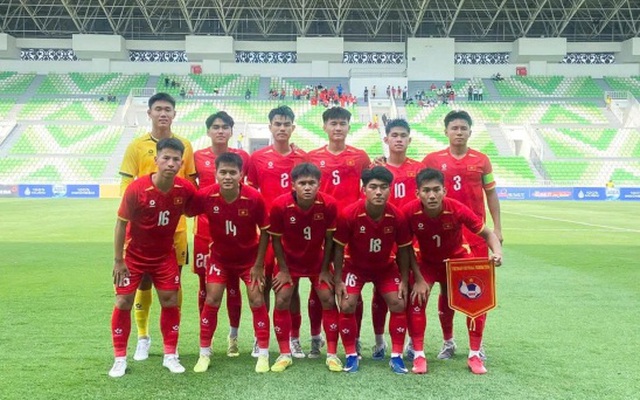 Báo Trung Quốc lo lắng vì ngôi sao Việt kiều và HLV tuyển Việt Nam