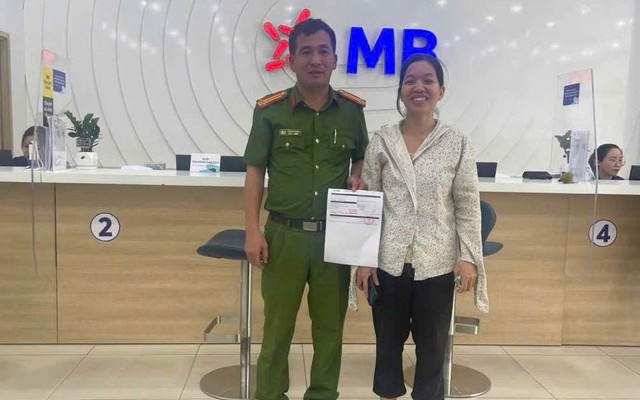 Chuyển khoản thành công 190 triệu đồng từ ngân hàng VietinBank sang MBBank, người phụ nữ phải làm việc với công an
