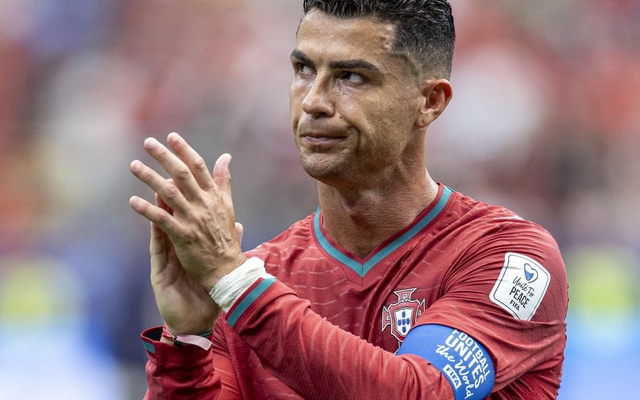 Sao MU "dằn mặt" anti-fan: Ronaldo vĩ đại nhất lịch sử, cần gì World Cup để chứng minh!