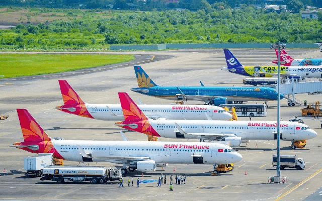 Hãng bay Việt tuyển tiếp viên, ghi thẳng mức thu nhập đáng mơ ước