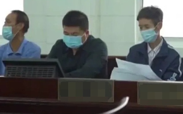 Cả đời sống cô độc, cụ ông để lại hơn 8 tỷ đồng: 4 người con biệt tích 60 năm đồng loạt xuất hiện