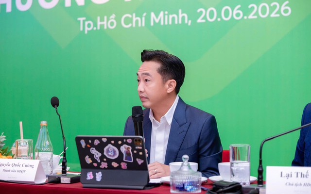 Cường Đô La bỗng trở thành hình mẫu "vạn mẹ mê" vì một chi tiết nhỏ trên chiếc iPad
