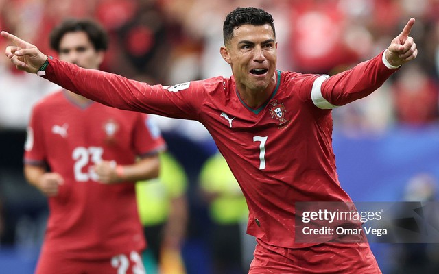 Ronaldo thiết lập kỷ lục mới ở World Cup: Messi sẽ không bao giờ làm được, Mbappe còn lâu mới chạm tới