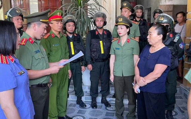 Thi hành lệnh bắt tạm giam, khám xét chỗ ở của Lê Thị Thuỷ SN 1968