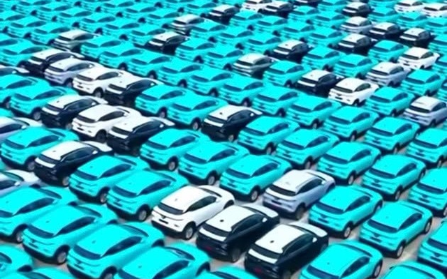 Hàng trăm xe VinFast được cho là nằm tại cảng thuộc Trung Quốc: Sự thật là gì?