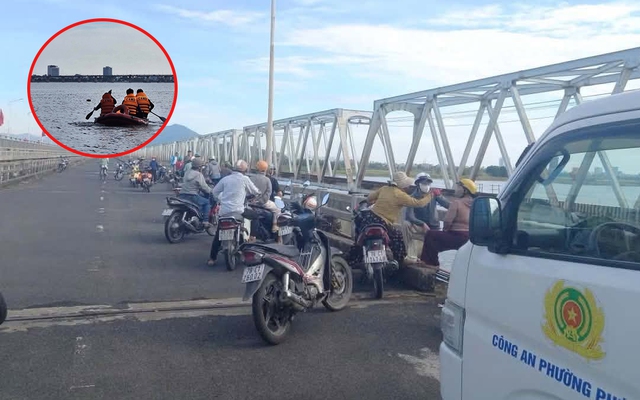Danh tính người mẹ đang đi trên cầu thì bảo con trai dừng xe rồi lao xuống sông, tiết lộ đau xót từ gia đình