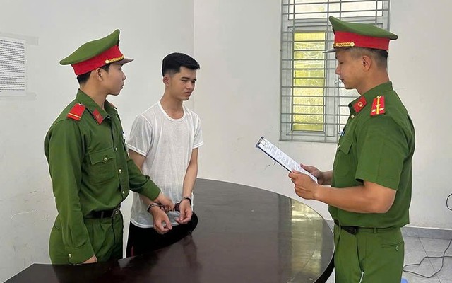 Thi hành lệnh bắt tạm giam quản lý quán ăn Đỗ Phú Tâm