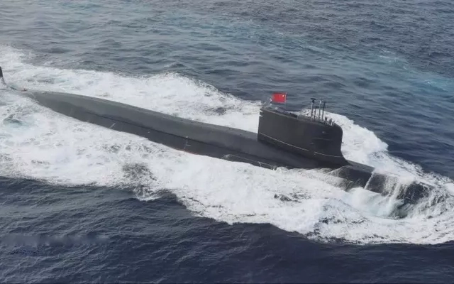Tàu ngầm hạt nhân bí ẩn của Trung Quốc xuất hiện trên biển
