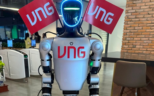 VNG cho Robot biểu diễn võ công trong ĐHĐCĐ, kỳ vọng có lãi trở lại vào năm nay