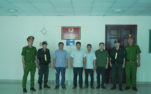 Thi hành lệnh bắt tạm giam Phó Bí thư xã Nguyễn Thái Đăng
