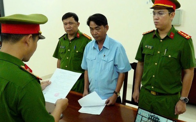 Vụ "cạo sạch quả đồi" ở Khánh Hòa: Khởi tố, bắt tạm giam người khai thác đất