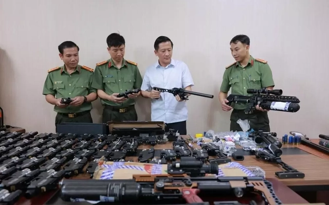 Hành trình bóc gỡ đường dây chế tạo vũ khí quân dụng, tiêu thụ hàng nghìn đơn hàng