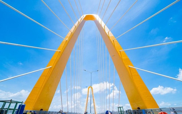 Việt Nam có 1 cây cầu vượt sông sở hữu kỷ lục thi công thần tốc: Do Vingroup của tỷ phú Phạm Nhật Vượng xây dựng, biểu tượng mới của TP. Hải Phòng