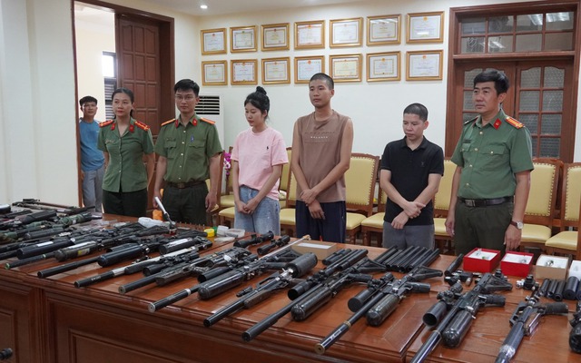 Công an ập vào khám xét nhiều địa điểm, bắt giữ Đào Thị Lan Anh SN 2005 trong chuyên án quy mô đặc biệt lớn 