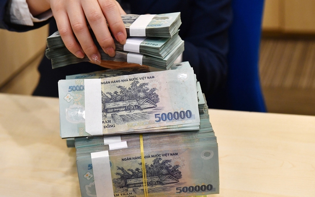 Lương cơ sở tăng lên 2,53 triệu đồng từ hôm nay