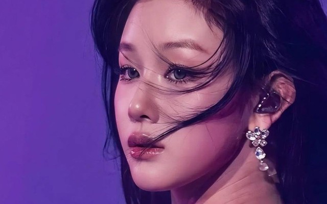 Nhan sắc đẹp như tranh vẽ của tiểu thư showbiz, camera cận mặt cũng phải "đầu hàng"