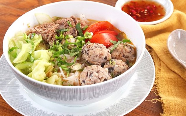 Vì sao gọi là bún bung?