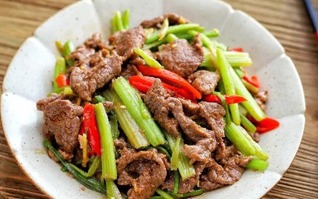 Loại rau quen thuộc với người Việt, được nhắc đến trong sử thi nổi tiếng Hy Lạp: Hóa ra là dược liệu quý