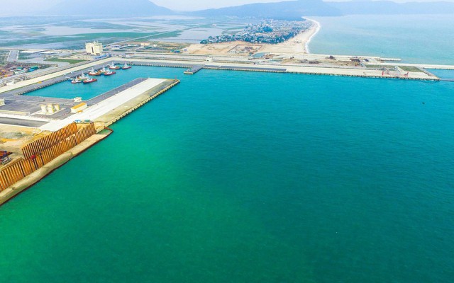 Phát hiện 248 khối bê tông nặng gần 3,5 triệu tấn từng được hạ xuống biển Việt Nam để xây siêu công trình 930 ha