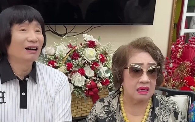 Cặp NSND "ngoại hạng" tới dự đám giỗ một NSƯT, nói 1 câu
