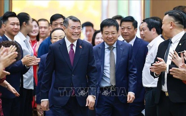 Gặp Thủ tướng, lãnh đạo DN có doanh thu gần 9 tỷ USD kiến nghị gì mà MobiFone, FPT... đều được nhắc tên?