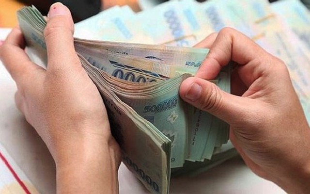 Một ngân hàng sắp rót tiền cho hơn 200 nghìn người, trung bình 23 triệu đồng mỗi "suất"