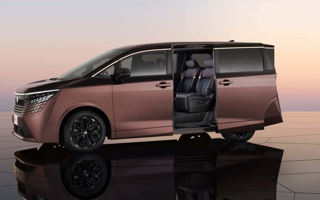 Đối thủ Toyota Alphard ra mắt thế hệ mới: Dùng hybrid E-Power, nội thất như khoang thương gia