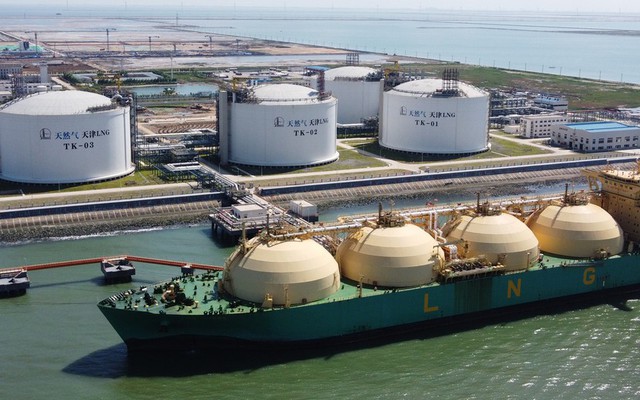Quốc gia tiêu thụ LNG lớn nhất thế giới làm 1 việc - thị trường khí đốt toàn cầu lập tức sôi sục