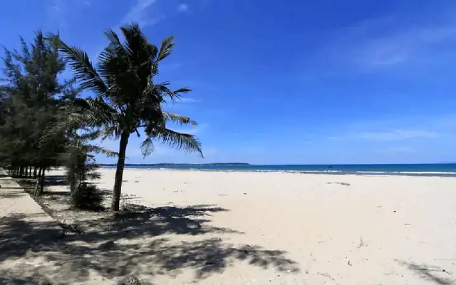 Không phải Cửa Đại, An Bàng, đây là bãi biển được báo Mỹ vinh danh: Dài chỉ 7km, dễ nhầm với nơi khác