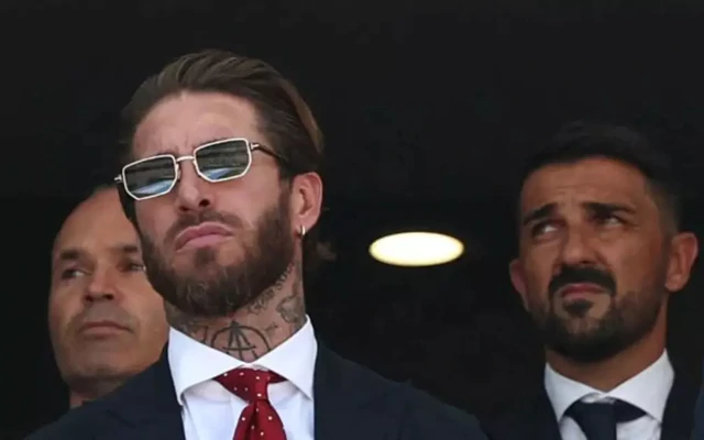 Bức ảnh toàn huyền thoại khiến diện mạo Sergio Ramos gây sốt