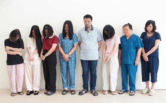 Triệt phá phòng khám 'vẽ bệnh' dọa vô sinh, ung thư để ép bệnh nhân chi hàng chục triệu đồng