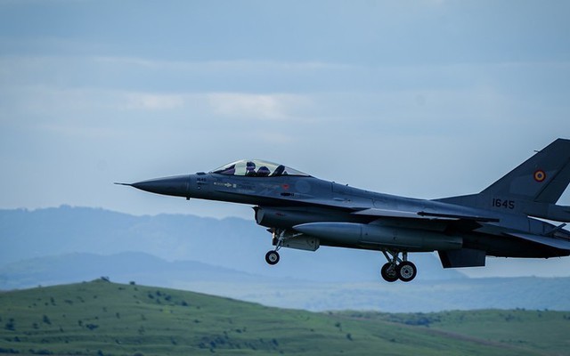 Tiêm kích F-16 Romania bắn hạ UAV xâm nhập không phận