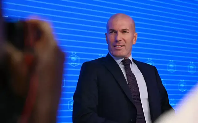 Zinedine Zidane nhận lương cao cỡ nào khi dẫn dắt tuyển Pháp?