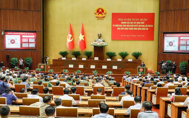 Trực tiếp: Hội nghị toàn quốc quán triệt, triển khai Nghị quyết Trung ương 3