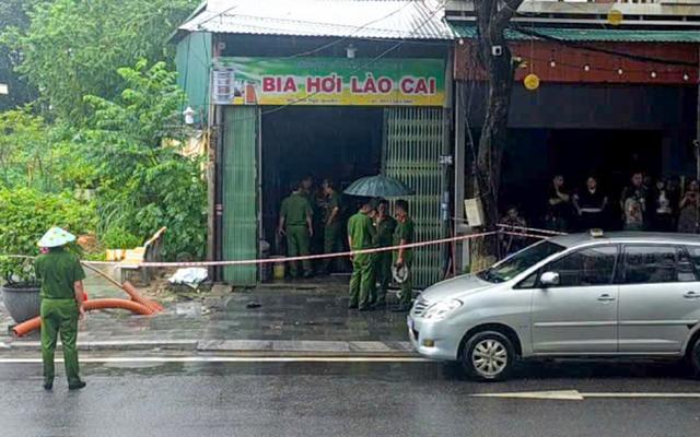 Cháy nhà ở Lào Cai, 4 người trong gia đình bị thương