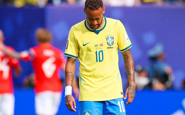 Neymar từ giã đội tuyển Brazil