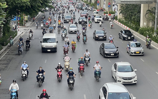 Bất ngờ về tình hình không khí Hà Nội, TP.HCM sau 1 tháng dùng xăng E10