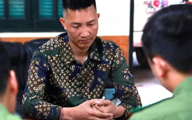 Huấn Hoa Hồng là ai?