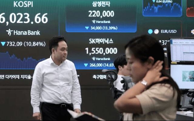 Buồn của nền kinh tế lớn châu Á: Hàng chục triệu nhà đầu tư 'ôm' 2 cổ phiếu, lỗ đến 80% chỉ sau 1 tuần