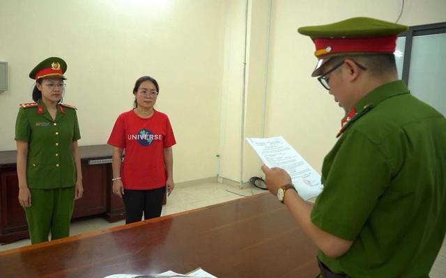 Ra quyết định khởi tố hình sự nhân viên khách sạn Lê Thị Hải Anh 51 tuổi
