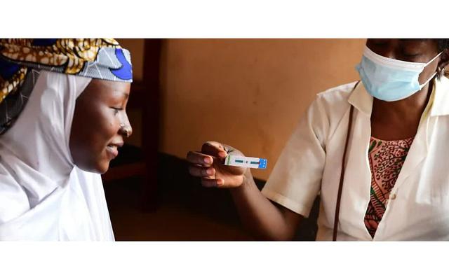 Cuộc chiến chống HIV/AIDS đối mặt với nhiều thách thức mới