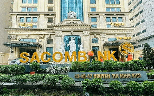 Hai Phó Tổng Giám đốc của Sacombank thôi việc