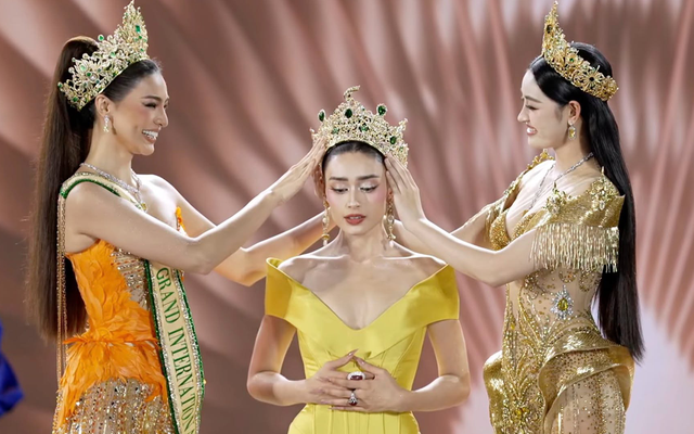 Emoura Phạm chính thức đăng quang Miss Grand Vietnam 2026, Á hậu 1 Ngô Bảo Ngọc cũng được thi quốc tế