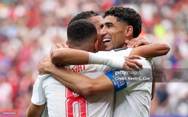 "Đệ tứ anh hào" thể hiện bản lĩnh thép, giành tấm vé tứ kết đầu tiên tại World Cup 2026