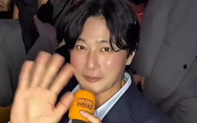 Không nhận ra Jang Dong Gun ở tuổi 54