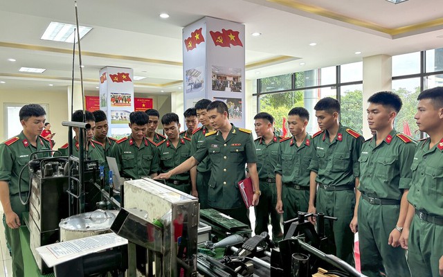 3 năm qua điểm chuẩn trường Sĩ quan Đặc công thay đổi thế nào?