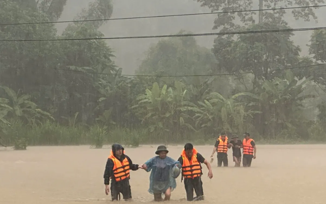 Cuối mùa bão 2026 có thể xuất hiện bão mạnh kèm mưa lớn cực đoan và nước biển dâng
