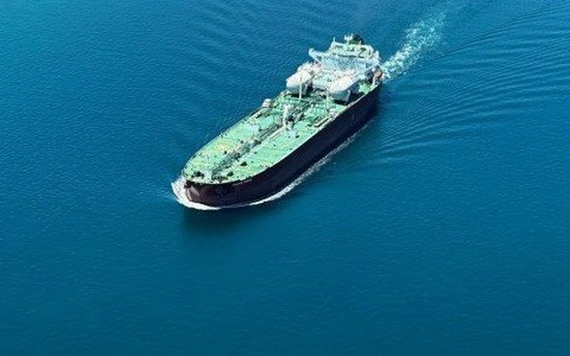 63 triệu thùng dầu mắc kẹt giữa biển